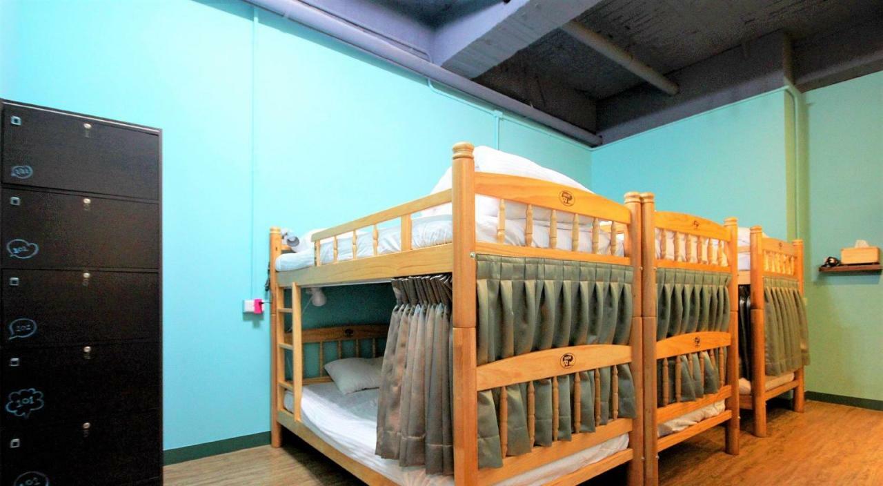 Dongning Atlas Hotel Tainan Luaran gambar