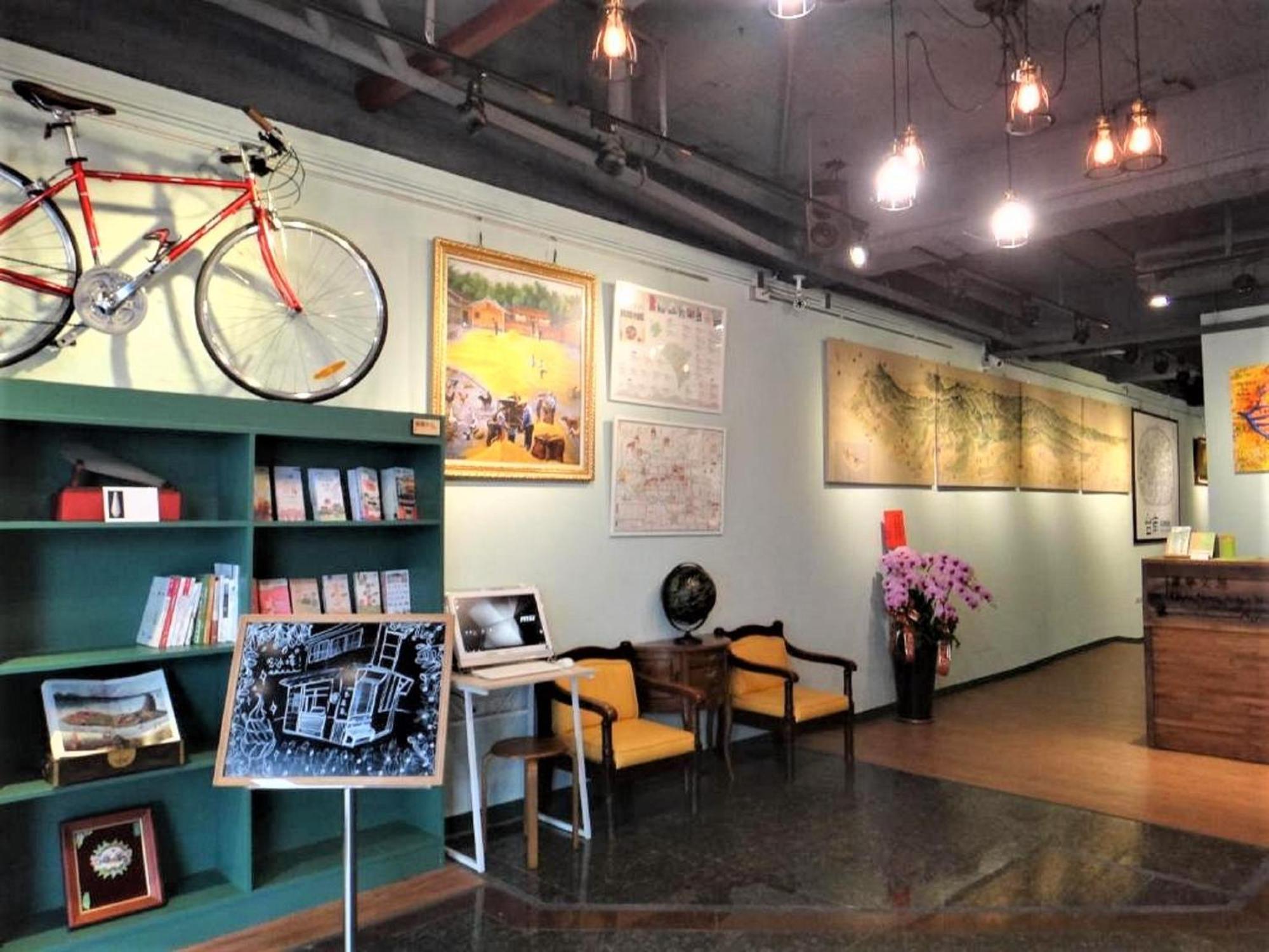 Dongning Atlas Hotel Tainan Luaran gambar