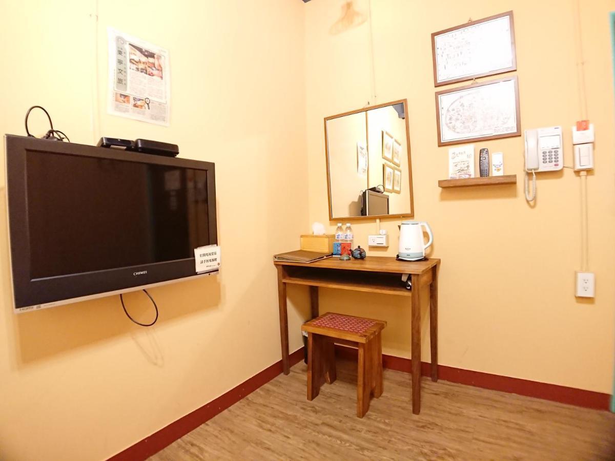 Dongning Atlas Hotel Tainan Luaran gambar